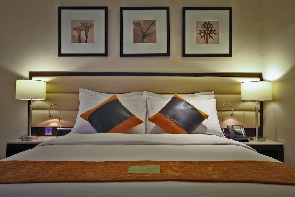 Limketkai Luxe Hotel Кагаян де Оро Екстериор снимка